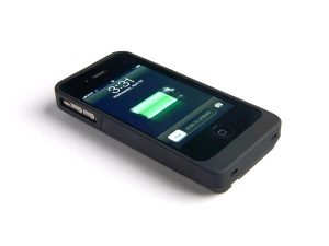 iphone battery life: use a case with a built-in battery